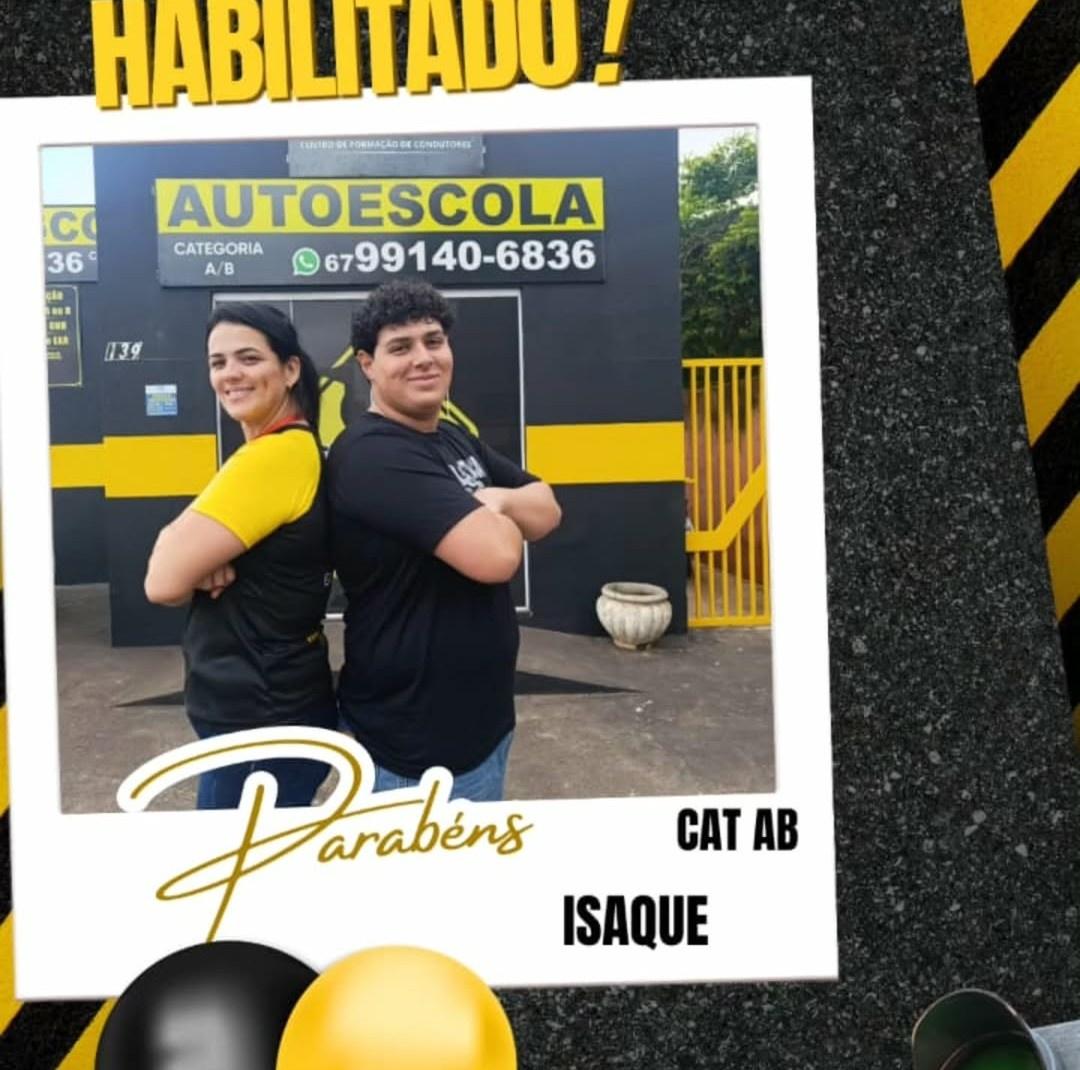 Aluna praticando direção